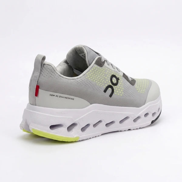 Tenis On Cloudsurfer